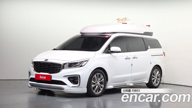 Kia Carnival Новый 9-Seater Hi-Limousine Noblesse Special - фото 0