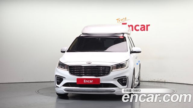 Kia Carnival Новый 9-Seater Hi-Limousine Noblesse Special - фото 2