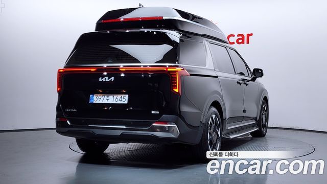 Kia Carnival Новый 4-го поколения HEV 4-Seater Hi Limousine Signature - фото 1