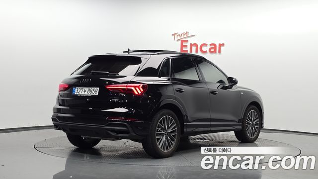 Audi Q3 F3 40 TFSI Quattro Premium - фото 0