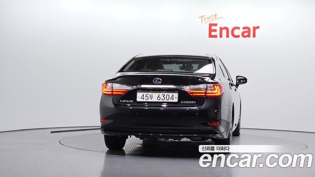 Lexus ES Supreme+ XV60 - фото 3