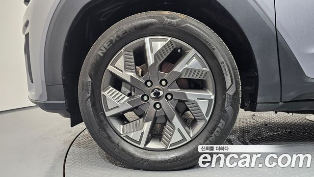 SsangYong Torres EVX E7 - фото 3