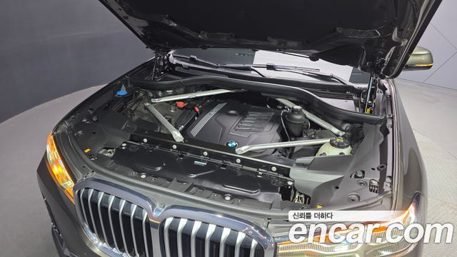 BMW X7 G07 xDrive 40i Design Pure Excellence 6-Seater - фото 4