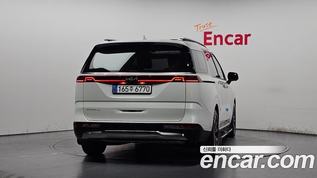 Kia Carnival 4-го поколения 9-Seater Signature - фото 3