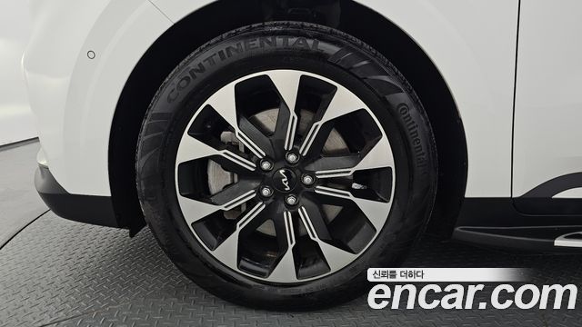 Kia Carnival 4-го поколения 9-Seater Signature - фото 4