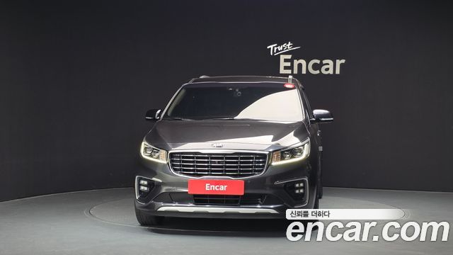 Kia Carnival Новый Gasoline 9-Seater Noblesse Special - фото 2
