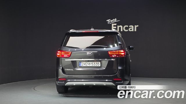 Kia Carnival Новый Gasoline 9-Seater Noblesse Special - фото 3