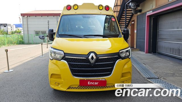 Renault Samsung Master School Bus 15-Seater - фото 2