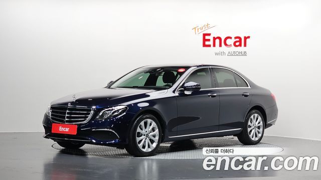 Mercedes-Benz E-Class W213 E300 4MATIC Exclusive - фото 0