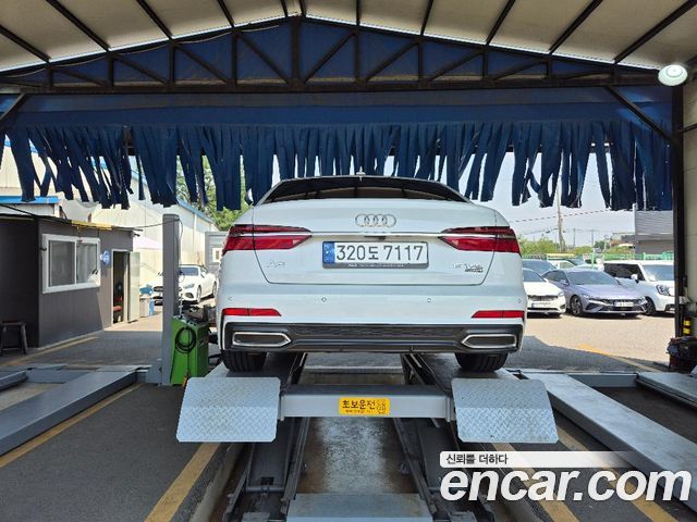 Audi A6 C8 45 TFSI Quattro Premium - фото 1