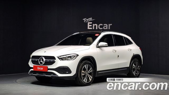 Mercedes-Benz GLA-Class H247 GLA220 - фото 0