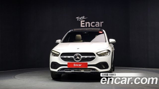 Mercedes-Benz GLA-Class H247 GLA220 - фото 2