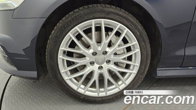 Audi A6 40 TFSI Premium C7 - фото 4