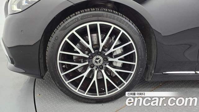 Mercedes-Benz S-Class W223 S580L 4MATIC - фото 4