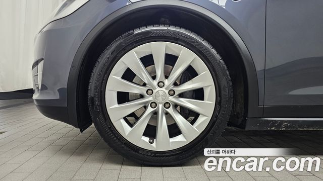 Tesla Model X 100D - фото 4