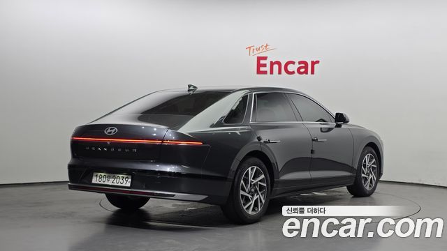 Hyundai Grandeur GN7 2,5 Gasoline 2WD Premium - фото 1