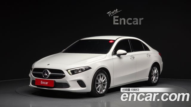 Mercedes-Benz A-Class W177 A220 Sedan - фото 0