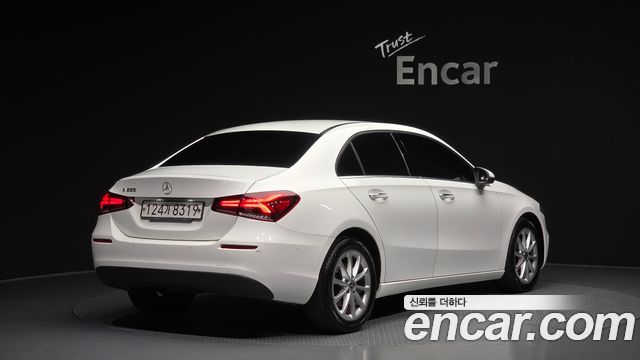 Mercedes-Benz A-Class W177 A220 Sedan - фото 1