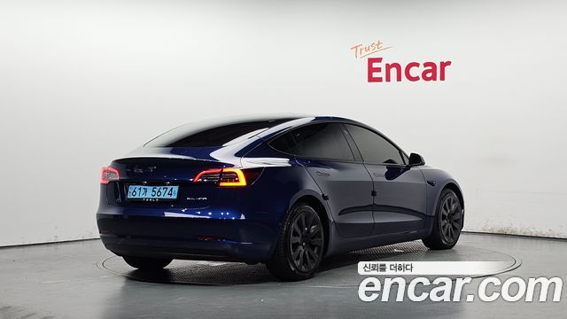 Tesla Model 3 Long Range AWD - фото 1