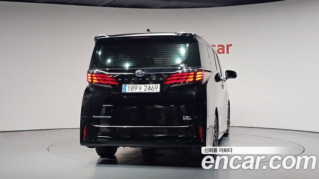 Toyota Alphard 4-го поколения 2.5 HEV Executive AWD - фото 2