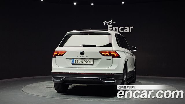 Volkswagen Tiguan 2-го поколения 2.0 TDI 4Motion Prestige - фото 3