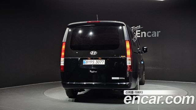 Hyundai Staria Cargo 5-Seater Modern - фото 3