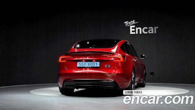Tesla Model 3 Performance AWD - фото 3
