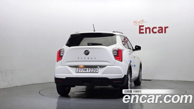 SsangYong Tivoli Gasoline 1.5 2WD V3 - фото 3