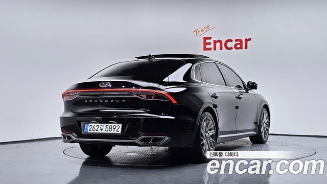 Hyundai Grandeur Новый IG 2.5 Calligraphy - фото 1