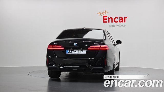 BMW 5-Series G60 530i xDrive M Sport Pro Special Edition - фото 3