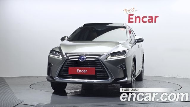 Lexus RX 4-го поколения Executive - фото 2