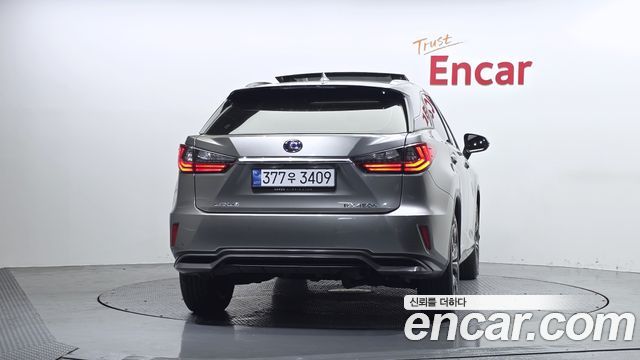 Lexus RX 4-го поколения Executive - фото 3