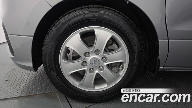 Hyundai Starex Новый Wagon 12-Seater Modern - фото 4