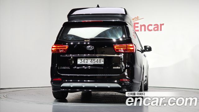 Kia Carnival Новый Gasoline 9-Seater Hi-Limousine Noblesse Special - фото 3