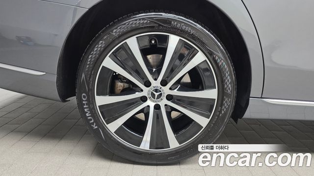 Mercedes-Benz E-Class W213 E300e Exclusive - фото 4