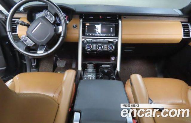 Land Rover Discovery 3.0 TD6 HSE Luxury - фото 2