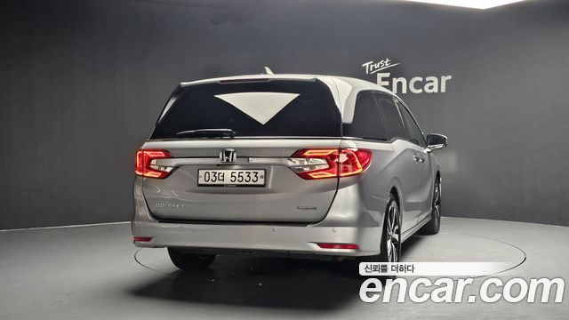 Honda Odyssey 3.5 5th - фото 3