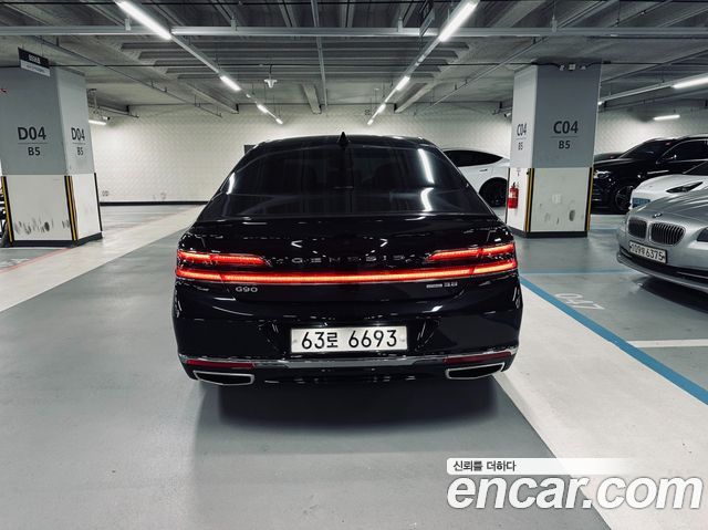 Genesis G90 3.8 AWD Premium Luxury - фото 3