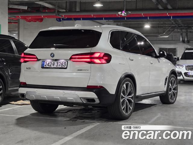 BMW X5 G05 xDrive 50e xLine - фото 1