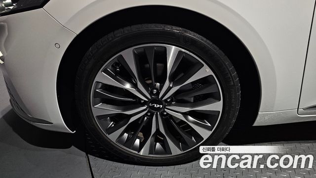 Kia K8 2.5 Gasoline 2WD Noblesse - фото 4