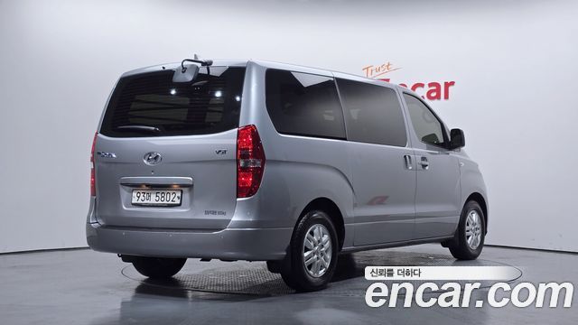 Hyundai Starex Новый Van 3-Seater Smart - фото 1