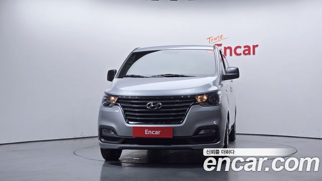 Hyundai Starex Новый Van 3-Seater Smart - фото 2