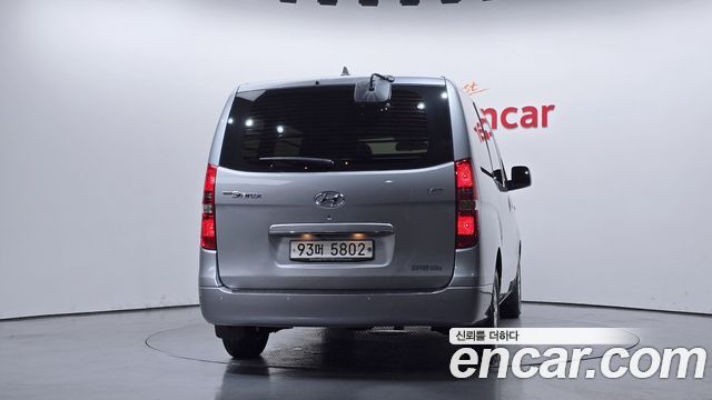 Hyundai Starex Новый Van 3-Seater Smart - фото 3