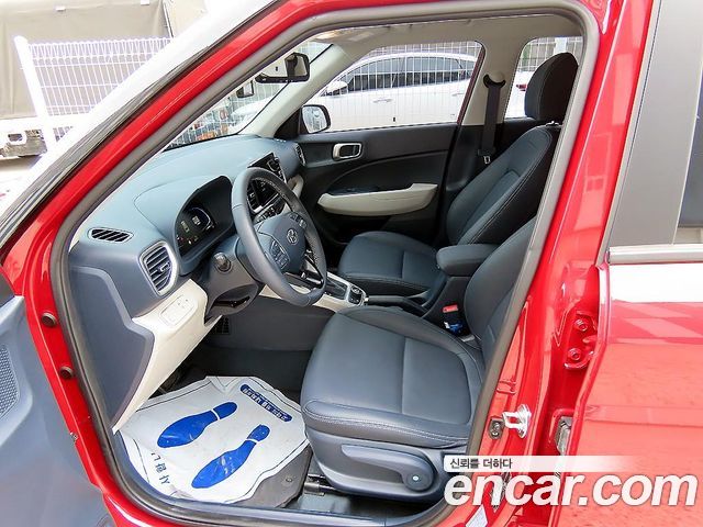 Hyundai Venue 1,6 Premium - фото 4