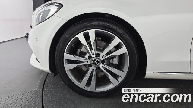 Mercedes-Benz C-Class W205 C220 d Avantgarde - фото 4
