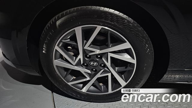Hyundai Grandeur GN7 2,5 Gasoline 2WD Exclusive - фото 4