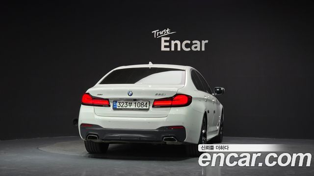 BMW 5-Series G30 530i xDrive M Sport Package - фото 3