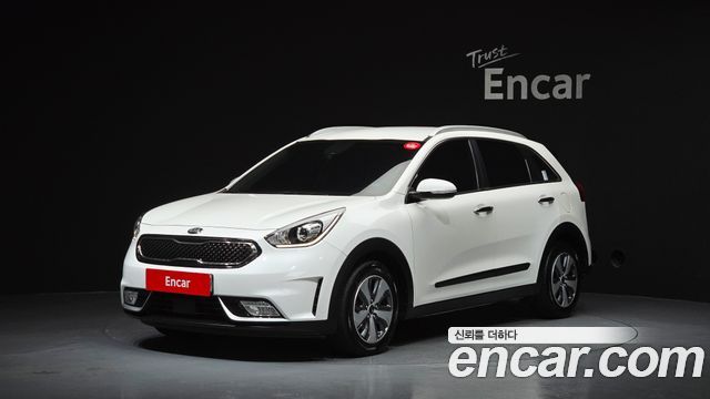Kia Niro Prestige - фото 0