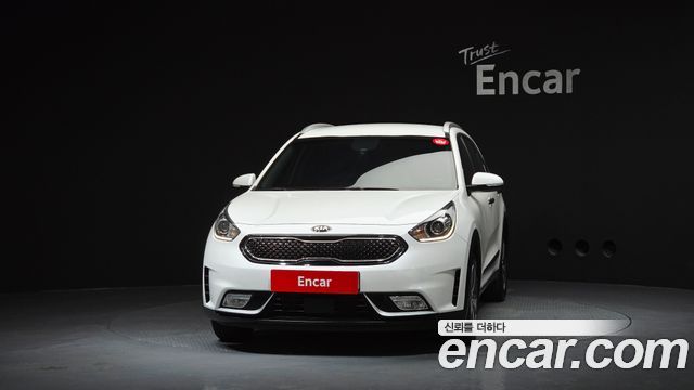 Kia Niro Prestige - фото 2