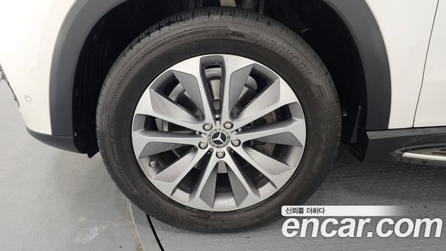 Mercedes-Benz GLE-Class W167 GLE300d 4MATIC - фото 4